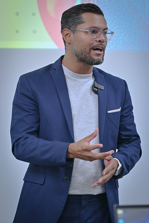 Alberto Bogart